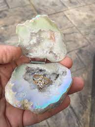 Aura Crystals Geode Ring Boxring Bearer Pillow Wedding Ring Etsy Geode Ring Crystal Jewelry Box Wedding Ring Box