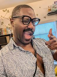 Hello everyone, hope you're all having a wonderful day. Not from LA but  will be staying there here in a bit. Just checking to see who's out there.  Feel free to message