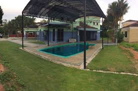 Mencari homestay melaka muslim dgn kemudahan dapur masak! Homestay Melaka Ada Swimming Pool C Letsgoholiday My