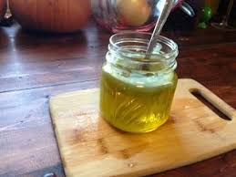 Diy Natural Wood Stain Polish And Sealer All In One Using Bees Wax And Olive Oil Wood Polish Natural Stain Wood Wood Sealant