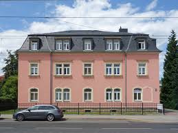 No matter what type of real estate needs you have, finding the local real estate professional you want to work with is the first step. Brokerage Company Berlin Diwas Gmbh Directory Berlin