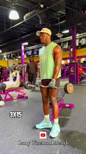 barbell front raise #shoulderworkout