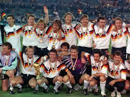 Wann würde das achtelfinale mit deutscher beteiligung stattfinden? Fussball Weltmeisterschaft 1990 Sieger Mannschaft Sport Gesellschaft Planet Wissen
