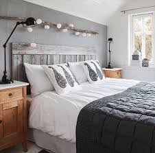 A bed, in particular, is the most functional piece of modern home furniture and can mostly be seen in family rooms, guest rooms, and most commonly in our master bedroom. Inexpensive Pallet Headboards For Your Bed Pallet Furniture Plans