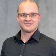 Mitarbeitende von D.LIVE GmbH & Co. KG