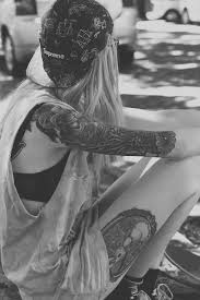 Skateinfluenced Waytoriches Waytoriches Skate Urbano Moda Tattoos Girl Tattoos Inked Girls
