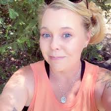 Where to buy egg cartons and how to price eggs?