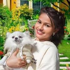 Ambika Sharma (@ambika.sharma73)