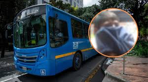 Acoso en Transmilenio: Indignación y Falta de Protocolos en Bogotá - Imagen principal del artículo