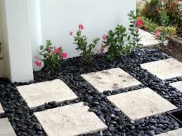 45 Tips Tricks To Get A Perfect Decorative Garden Stepping Stones Pelaburemasperak Com Garden Stones Garden Stepping Stones Stone Decor