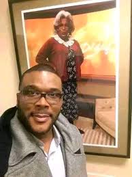 Anyone from Trinidad willing to work in Airport, Daily paid.