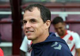 Regis Le Bris hails team character as Sunderland claim 'tough win' over  Wolves