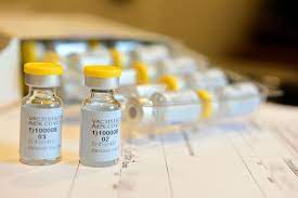 The johnson & johnson covid vaccine, like all vaccines, can cause side effects. J J Covid Vaccine What To Know Before Key Fda Panel Vote