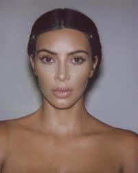 Kim Kardashian Called Out For Her No Makeup Selfie Stop Selling A Lie Kim Kardashian Makeup Kardashian Makeup Kim Kardashian Outfits