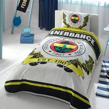 fenerbahce taraftar urunleri panosundaki pin