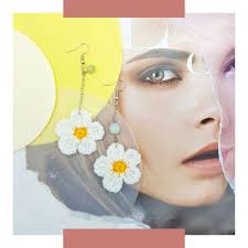 钩编花花 耳钩 白 鲜黄 crochet flower white yellow handmade earrings手 作耳环 morganite摩根石 crystal水晶 crochet earrings crochet jewelry