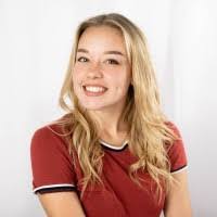 Abigail Carlisle's Instagram, Twitter & Facebook