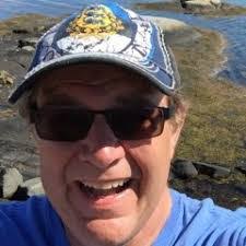 Robert Dentler's Instagram, Twitter & Facebook