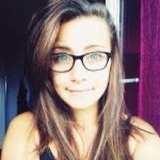 Anna Huse's Instagram, Twitter & Facebook