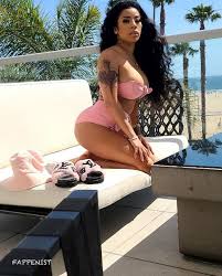 Keyshia Cole Sexy Tits and Ass Photo Collection - Fappenist