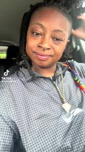 Keri Roberson's Instagram, Twitter & Facebook