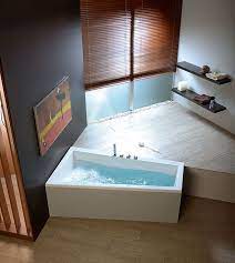 Den größten platzanspruch haben freistehende badewannen, bei denen es sich oft um zweisitzer handelt. Badewanne Andra Links 170 X 90 Raumsparwanne Asymmetrische Wanne Trapezwanne Trapezbadewanne Badewanne Mit Duschzone