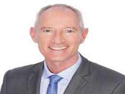 Hem başını hem partisini yaktı