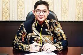 Impiannya Jadi Wakil Gubernur Sulawesi Tengah Tinggal Angan Angan Pasha Ungu Ungkap Alasannya Batal Ikut Pilkada 2020 Kita Kekurangan Kursi Semua Halaman Grid Id
