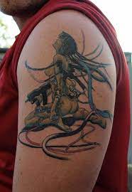 Accurately sized neck port temporary tattoo for ghost in the shell cosplay or any other android costume needs. Tatuagem