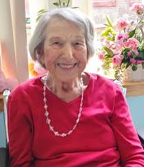 Obituary for Rosanna (Manzo) Hudon