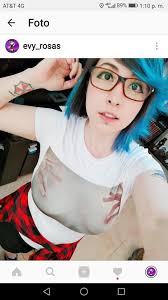 Evy Rosas 🦝 в X: „Hola amigos, ¿qué creen? Pues resulta que @InstagramES  borró mi foto de BoobsCorrespondencia con la playera de la linda  @tessaurusrex, porque según su criterio incumple las políticas