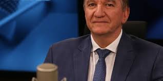 Presidente da Telebras, Jarbas José Valente, é o entrevistado do programa A  Voz do Brasil.