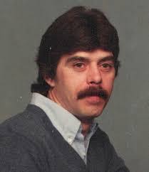 Robert Lawson's Instagram, Twitter & Facebook