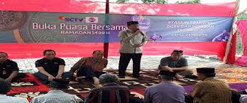 Why are u late sorry bro macet kan lu rumahnya di kuningan njir yaudah gua yang bayarin malem ini, deal? Sctv Dan Indosiar Buka Puasa Bersama Dengan Warga Transmisi Sctv Indosiar Cirebon Dan Tegal