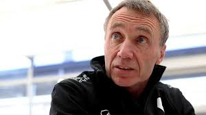 📰: Aston Martin confirms full independence in 2026 with Honda power,  ending its Mercedes customer era. Bob Bell says, “You won't surpass anyone  if you use their material,” as the team builds