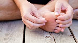 Remove a splinter from your skin (hand, foot, finger,. How To Remove A Splinter Naturally And Painlessly Survival Life