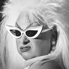 Donna Dasher's Instagram, Twitter & Facebook