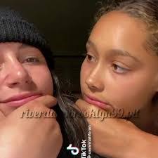 Savannah Sierra's Instagram, Twitter & Facebook