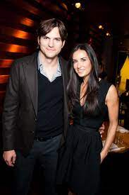 Kutcher and actress demi moore married on september 24, 2005. Demi Moore And Ashton Kutcher Drama Explained Why Demi And Ashton Are Fighting
