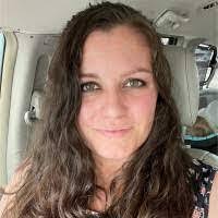 Danielle Bixby's Instagram, Twitter & Facebook