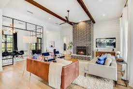 Open floor plans forego walls in favor of connected spaces that flow seamlessly into each other. Open Floor Plans Build A Home With A Smart Layout Blog Dreamhomesource Com