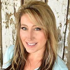 Aaron Stefani's Instagram, Twitter & Facebook