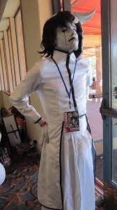 File:Ulquiorra Cifer cosplayer at Sac-Anime 2010.JPG - Wikimedia Commons