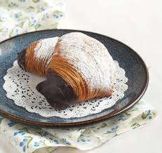 Luciana squadrilli introduces twelve of italy's most beloved desserts, each one representative of a certain region's local cuisine. Italian Desserts To Beat The Summer Heat
