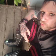 Hi I'm Dani 24 year old emo