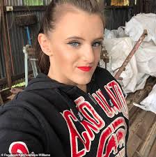 Pregnant firefighter hits back at trolls who criticised her for battling  bushfires