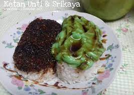 Resep kue srikaya ketan | srikaya pulut | resep kue basah terbaru | serikaya ketan atau biasa disebut serikaya pulut merupakan salah satu jenis kue basah yang digemari oleh banyak orang, ciri khas kue ini adalah adanya nasi ketan (pulut) tepat dibawah kue. Resep Ketan Unti Srikaya Oleh Lisna Aluwia Cookpad