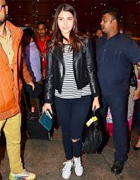 Bollywood radio stations broadcast favorite music hits from indian films. 5 Bollywood Actresses Who Rock Leather Jacket