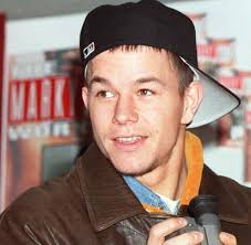 As of 2021, mark wahlberg's net worth is estimated to be $300 million. Mark Wahlberg Aus Marky Mark Wurde Der Harte Action Mark Bilder Fotos Welt