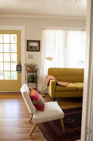 A Cozy Eclectic Portland Bungalow Bungalow Living Rooms Bungalow Interiors Craftsman Bungalow Interior